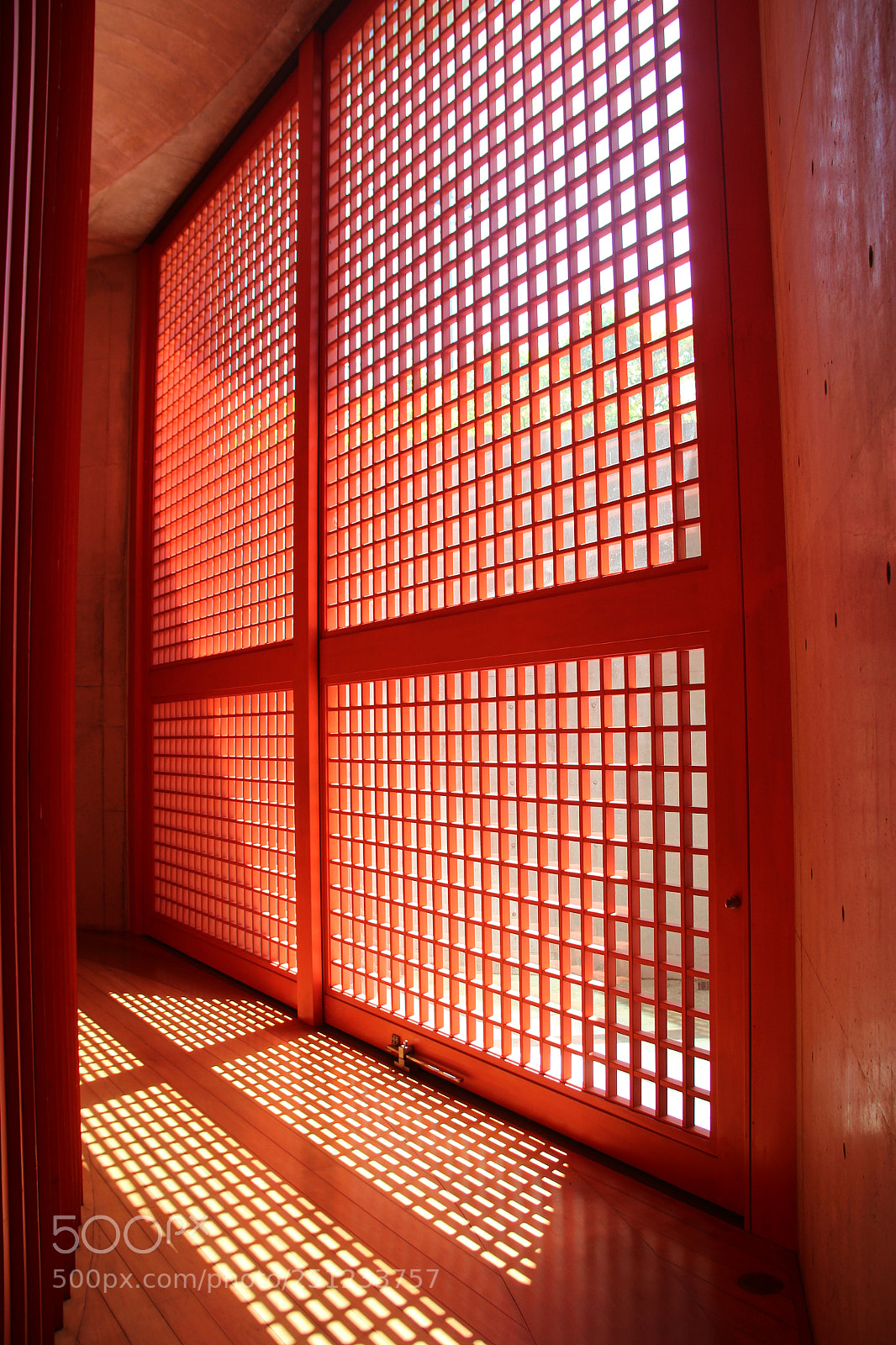 Canon EOS 600D (Rebel EOS T3i / EOS Kiss X5) sample photo. Sun shadow photography
