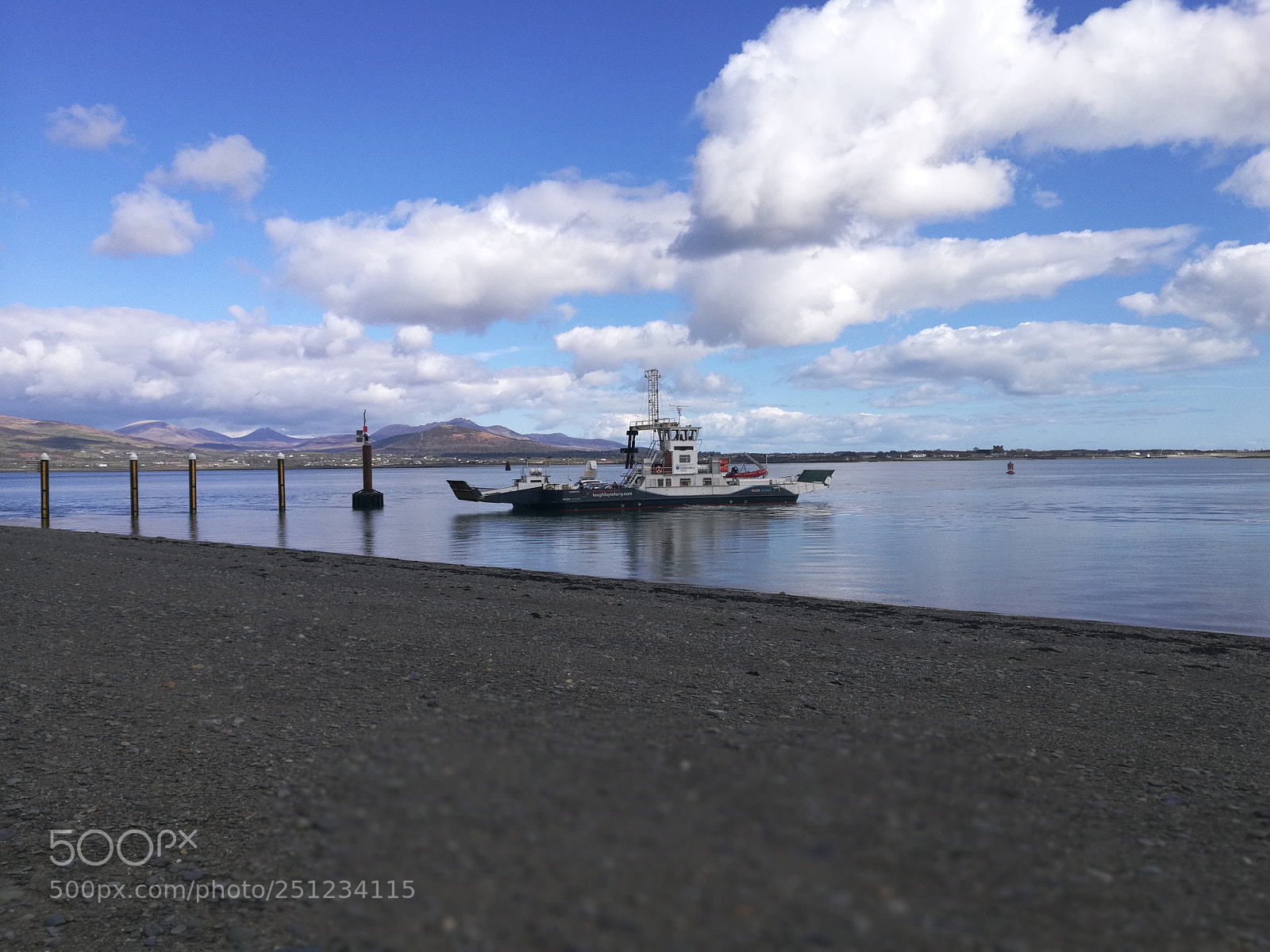 HUAWEI Honor 8 sample photo. Ferry photography