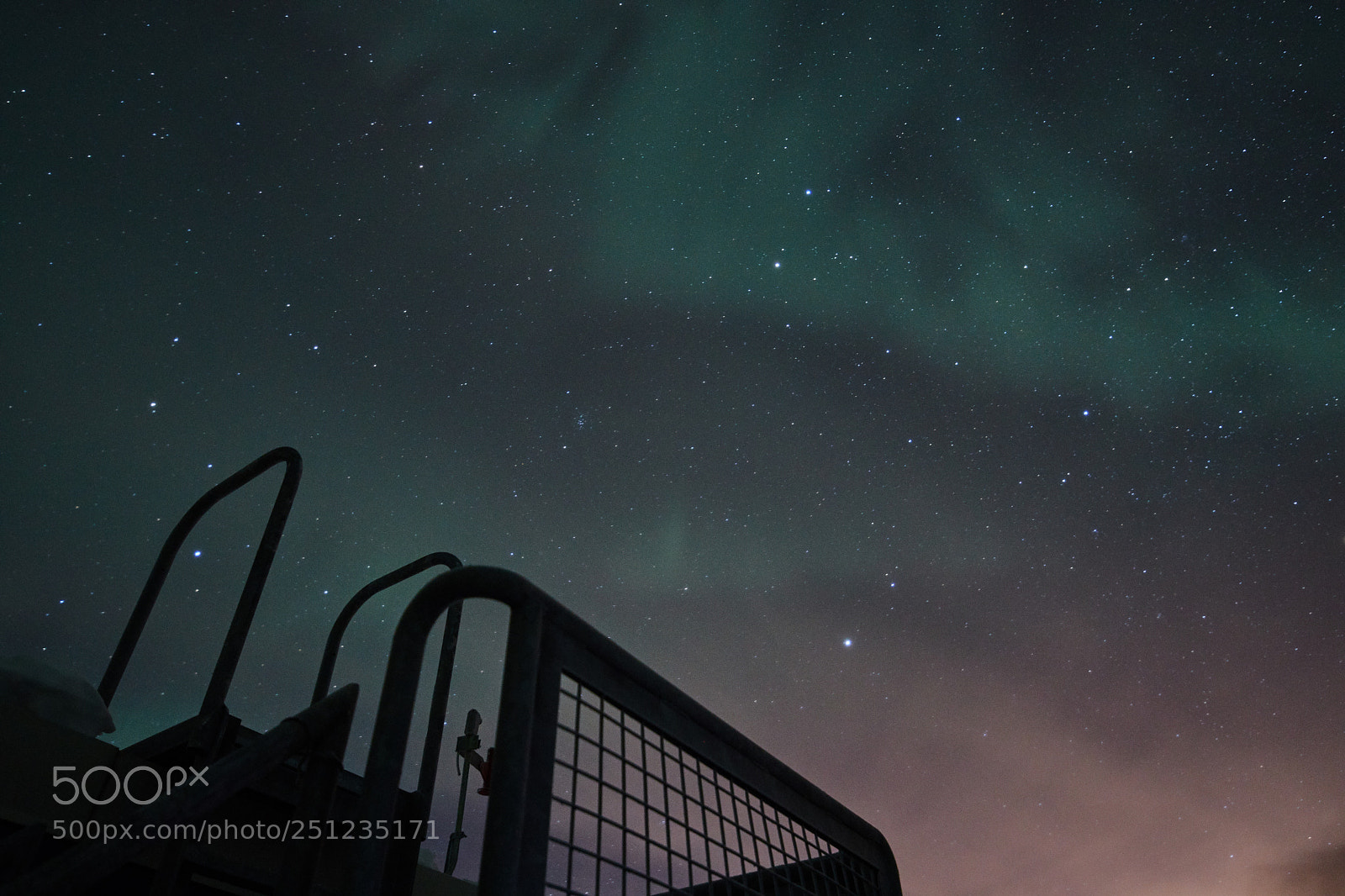 Canon EOS 77D (EOS 9000D / EOS 770D) sample photo. Arctic nights photography