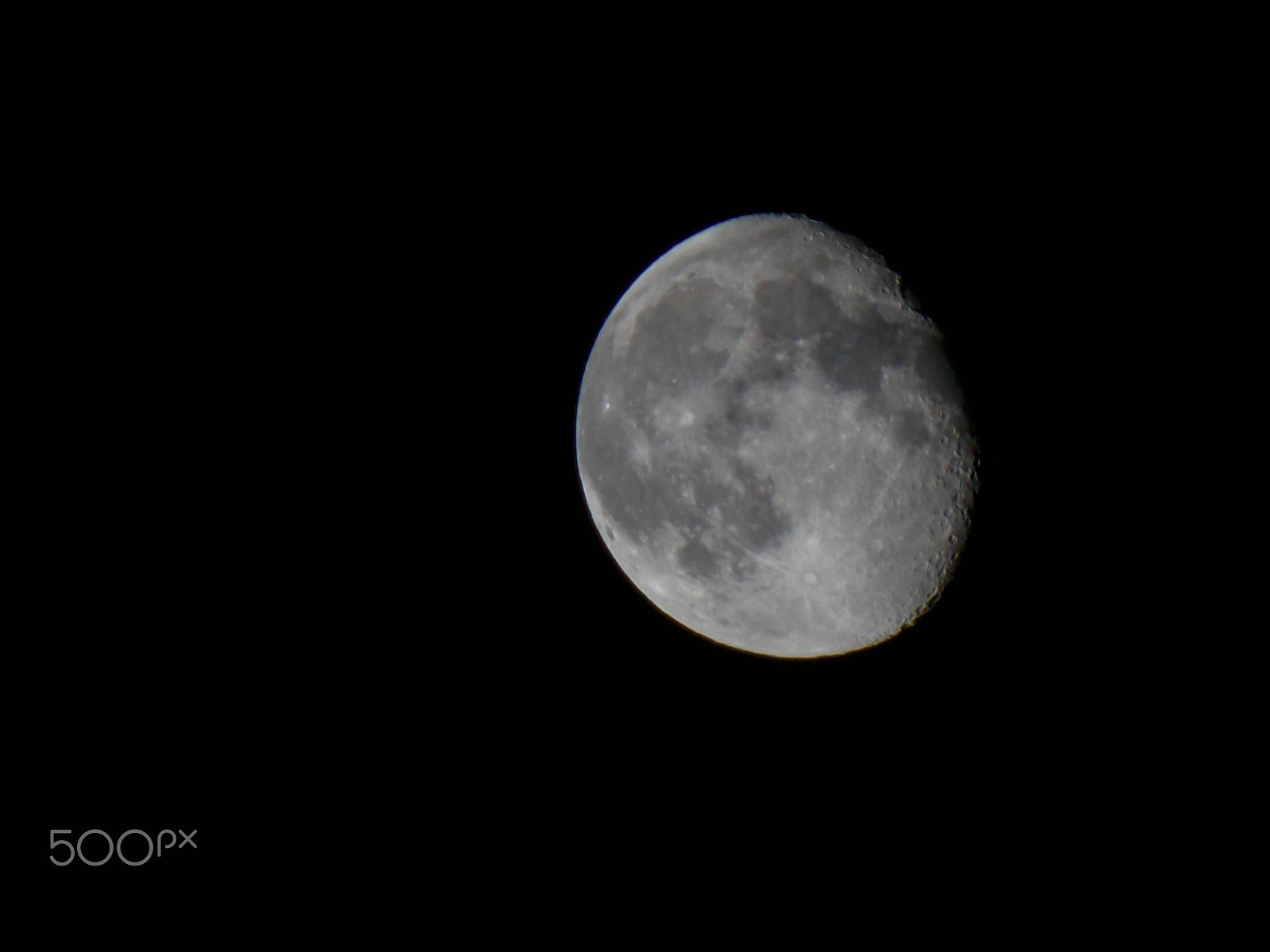 Nikon COOLPIX L320 sample photo. The moon on a clear night photography