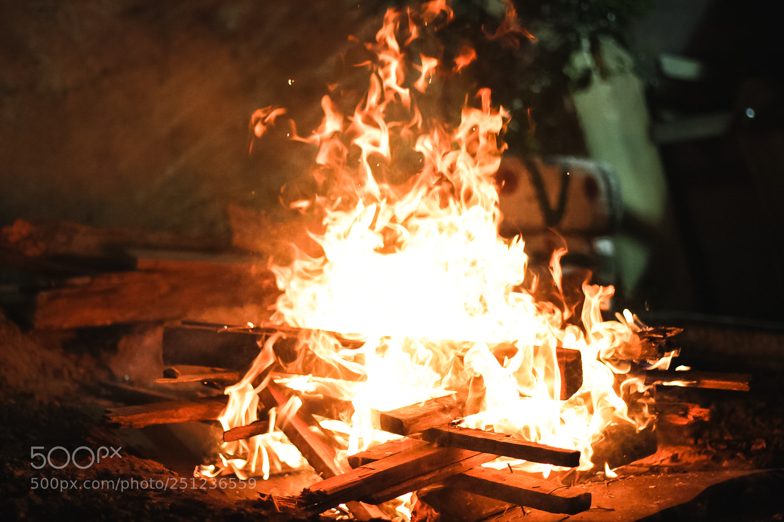 Canon EOS 700D (EOS Rebel T5i / EOS Kiss X7i) sample photo. Bloco do beco 9/18 photography