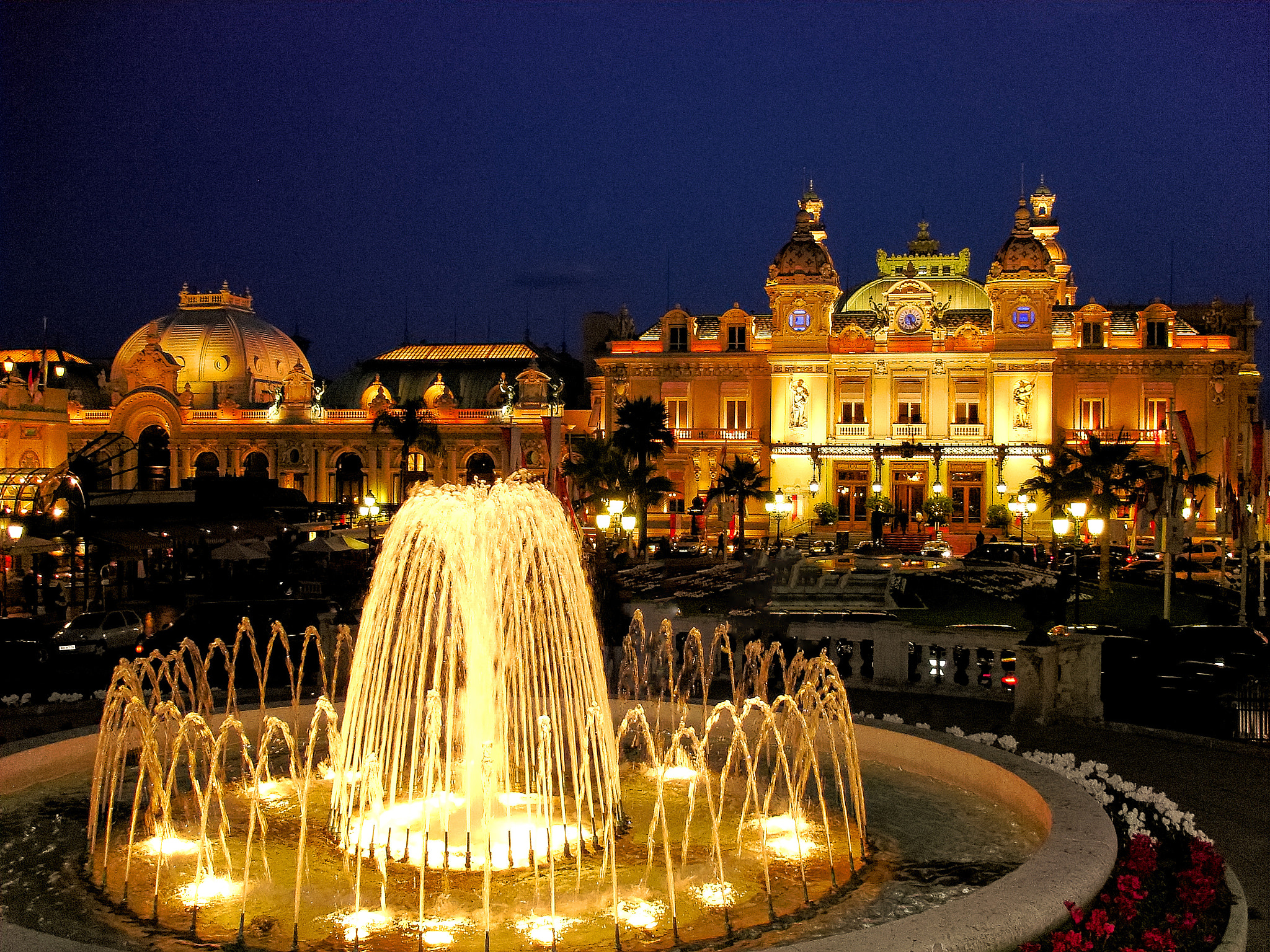 Sony DSC-W1 sample photo. Casino de monte carlo circa 2005 photography