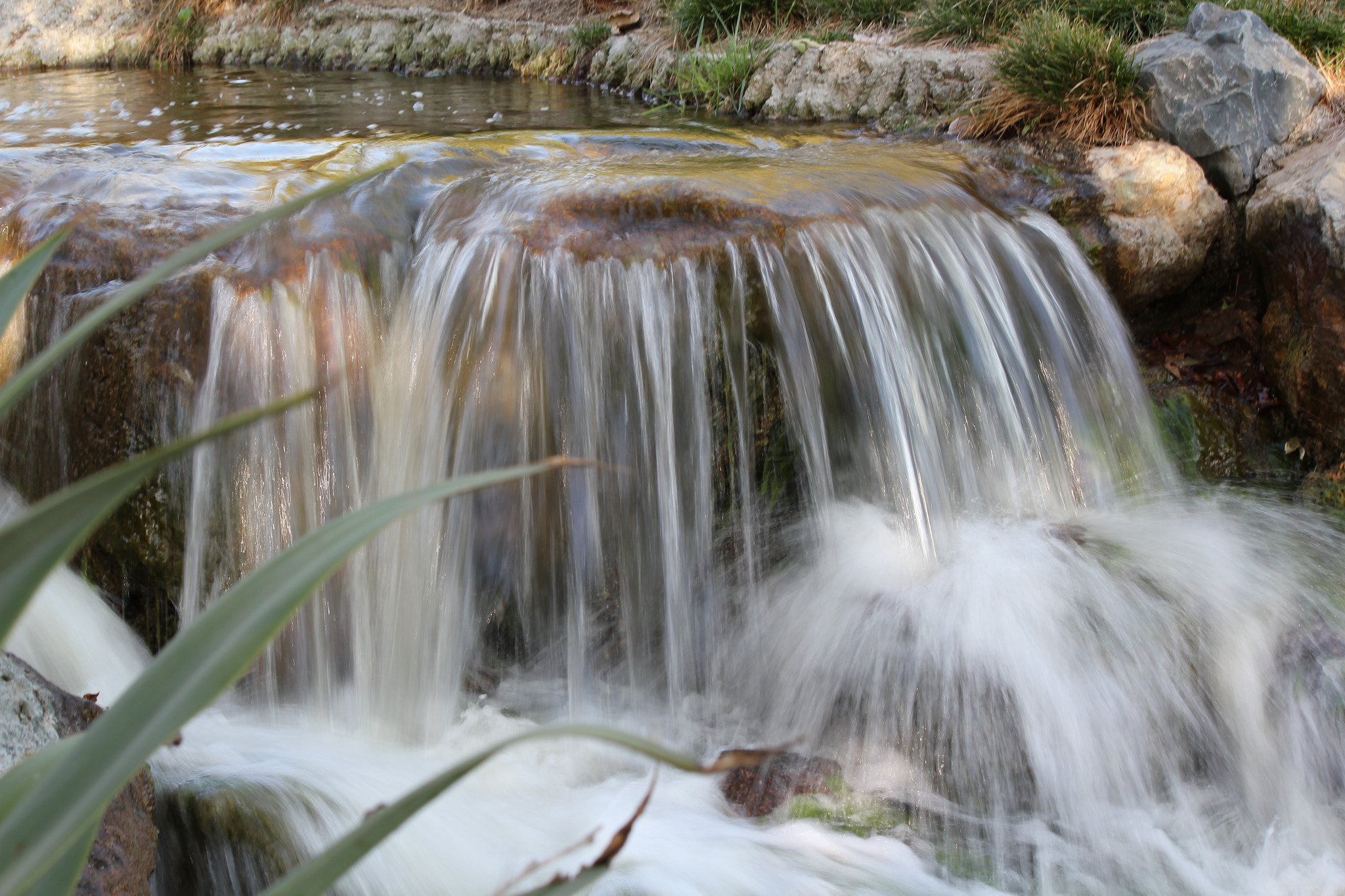 Canon EOS 550D (EOS Rebel T2i / EOS Kiss X4) sample photo. Waterfall photography