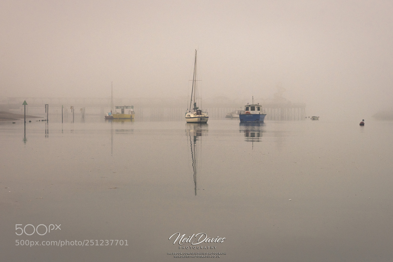 Nikon D810 sample photo. Herne bay fog photography