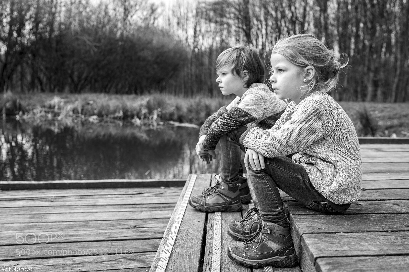 Sony a7R III sample photo. Two little hikers taking photography