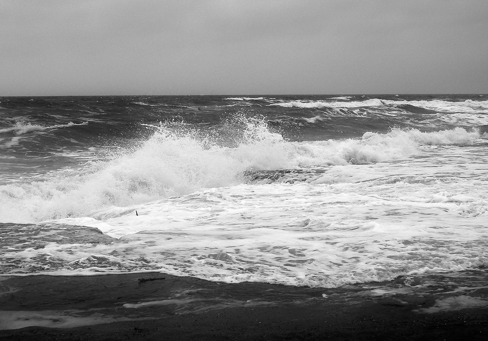 Olympus SP320 sample photo. Power of the sea photography