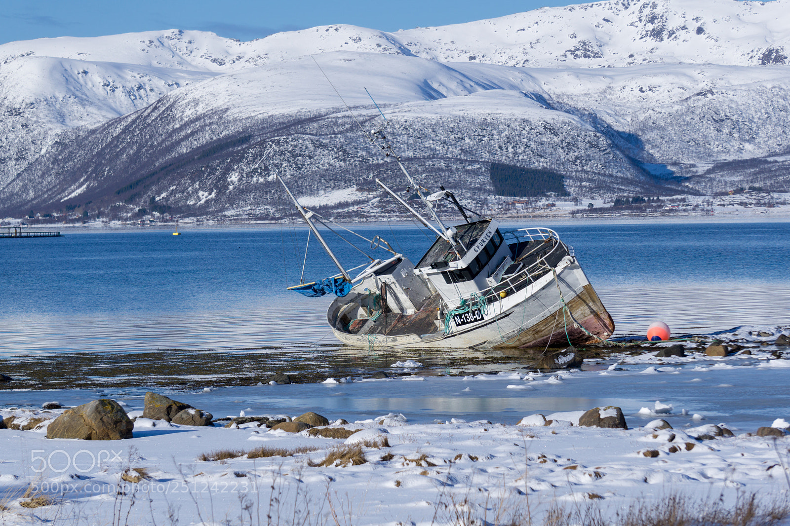 Sony a6000 sample photo. Fishing boat photography