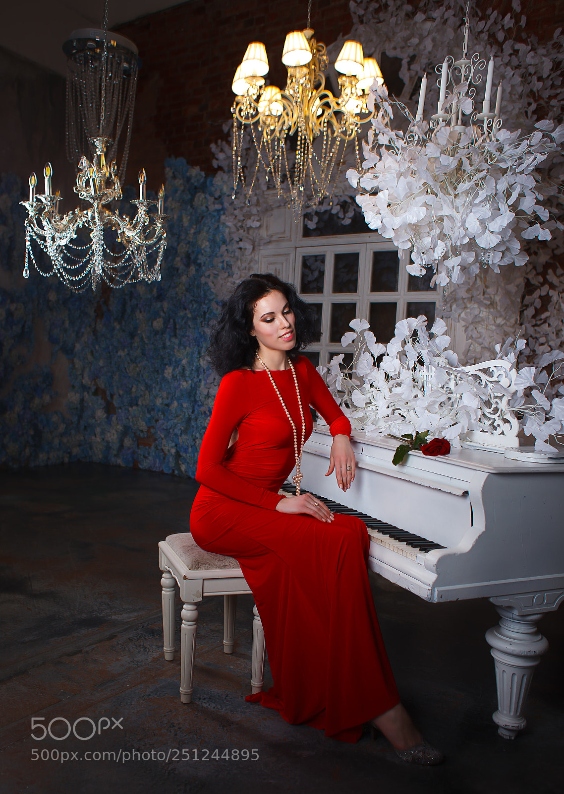 Canon EOS 5D Mark II sample photo. Woman in red photography