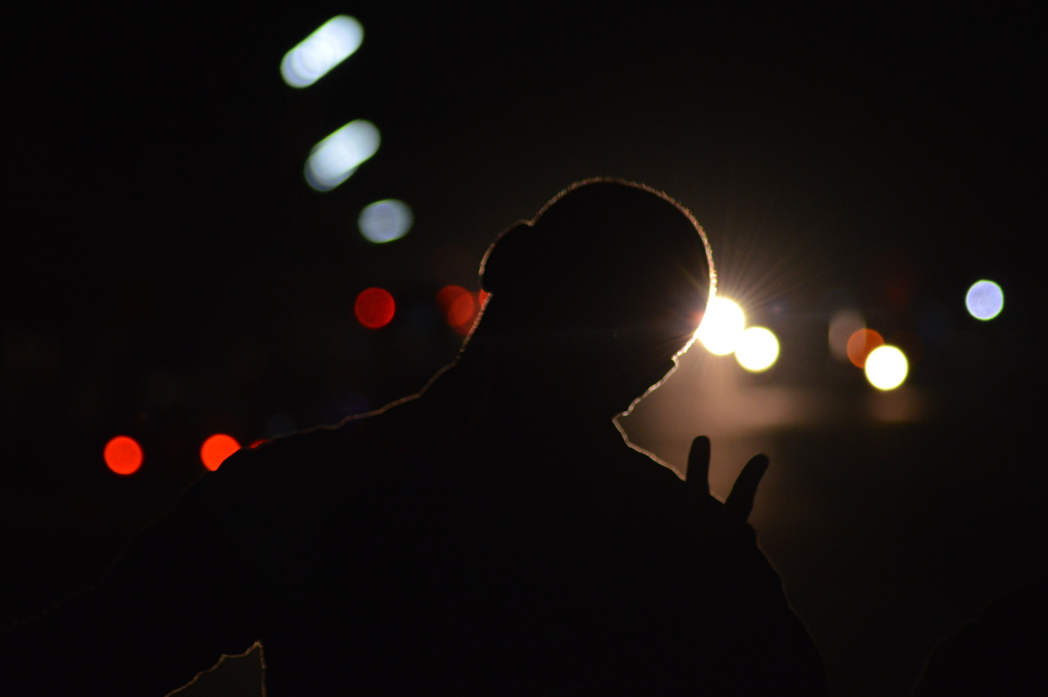 Nikon D3200 + Nikon AF Nikkor 70-300mm F4-5.6G sample photo. Candid silhouette photography