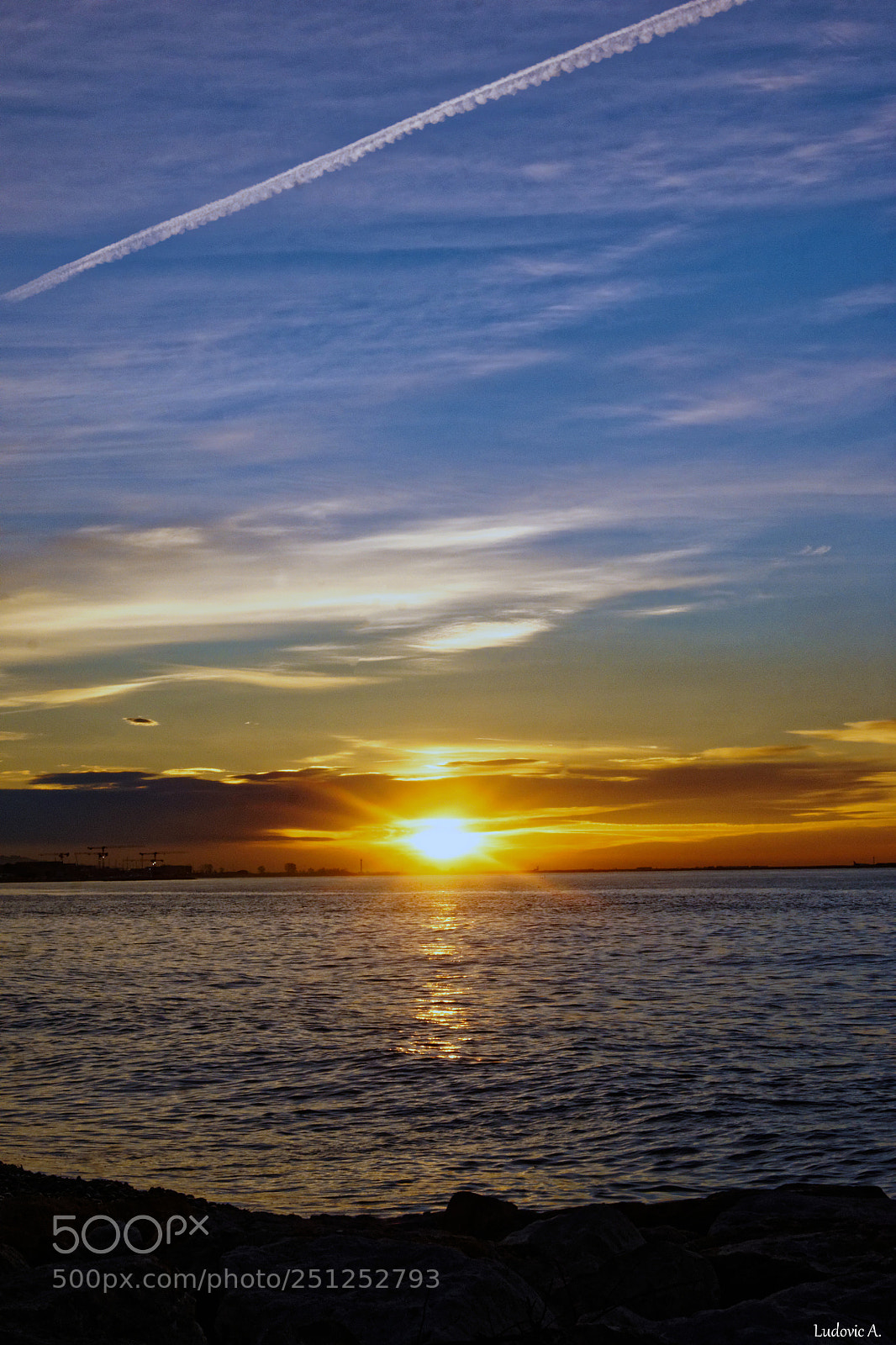 Sony Alpha DSLR-A700 sample photo. Lever de soleil photography
