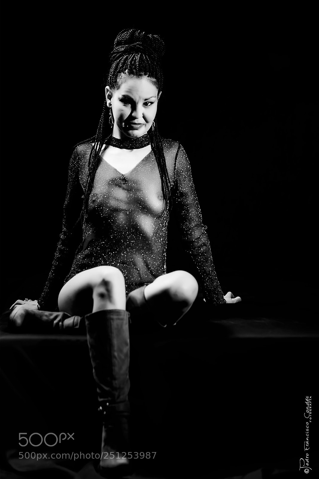 Canon EOS 5D Mark II sample photo. Entre sombras photography