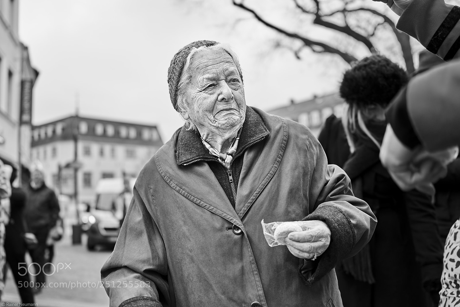 Sony Cyber-shot DSC-RX1R II sample photo. Frau 409 b&w photography
