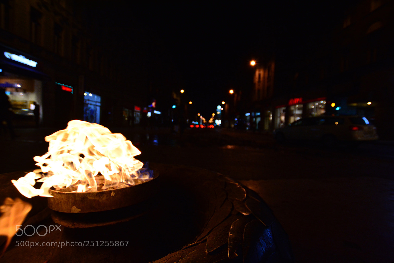 Nikon D5200 sample photo. Night street photography