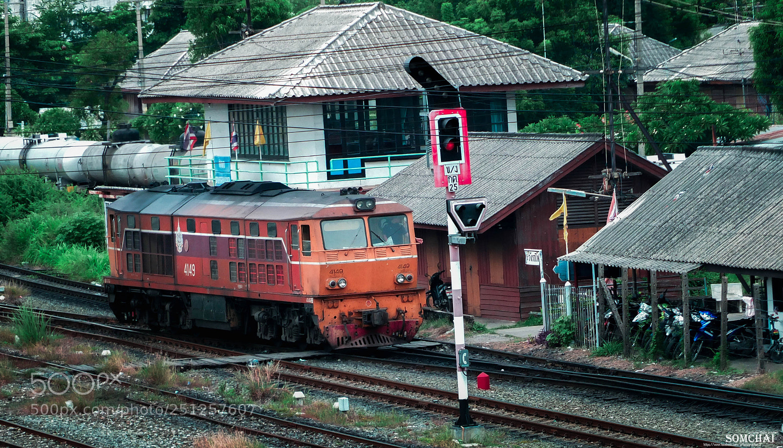 Fujifilm X-S1 sample photo. Kaeng khoi junction railway photography