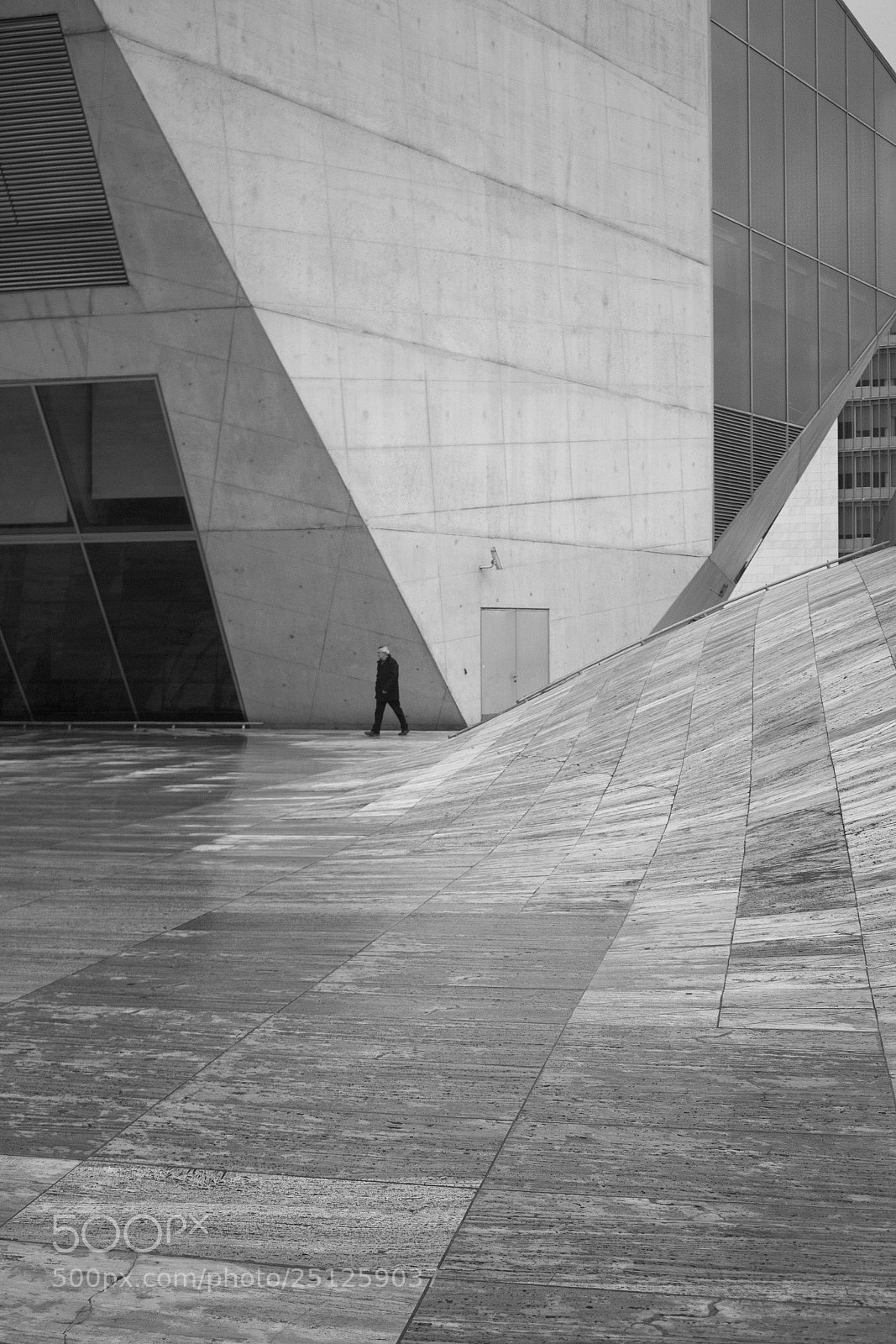 Canon EOS 100D (EOS Rebel SL1 / EOS Kiss X7) sample photo. Casa musica photography