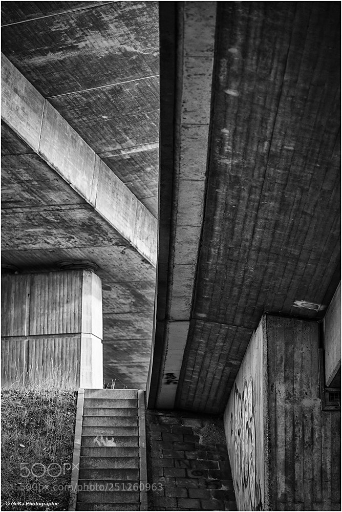 Canon EOS 5D Mark II sample photo. Urbane scheußlichkeit photography