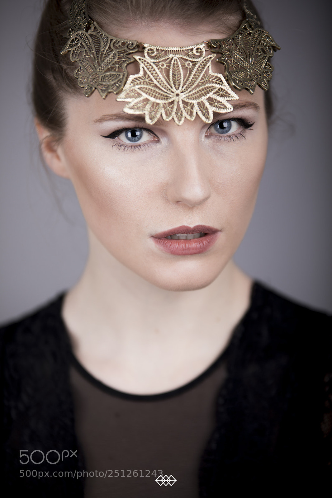 Canon EOS 5D Mark IV sample photo. Queen photography