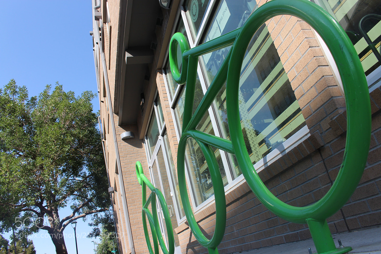 Canon EOS 700D (EOS Rebel T5i / EOS Kiss X7i) sample photo. City streets photography