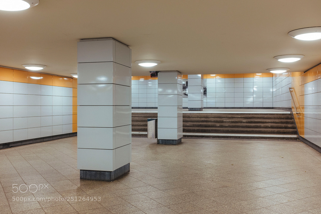 Fujifilm X100T sample photo. U-bhf. schillingstraße #iv photography