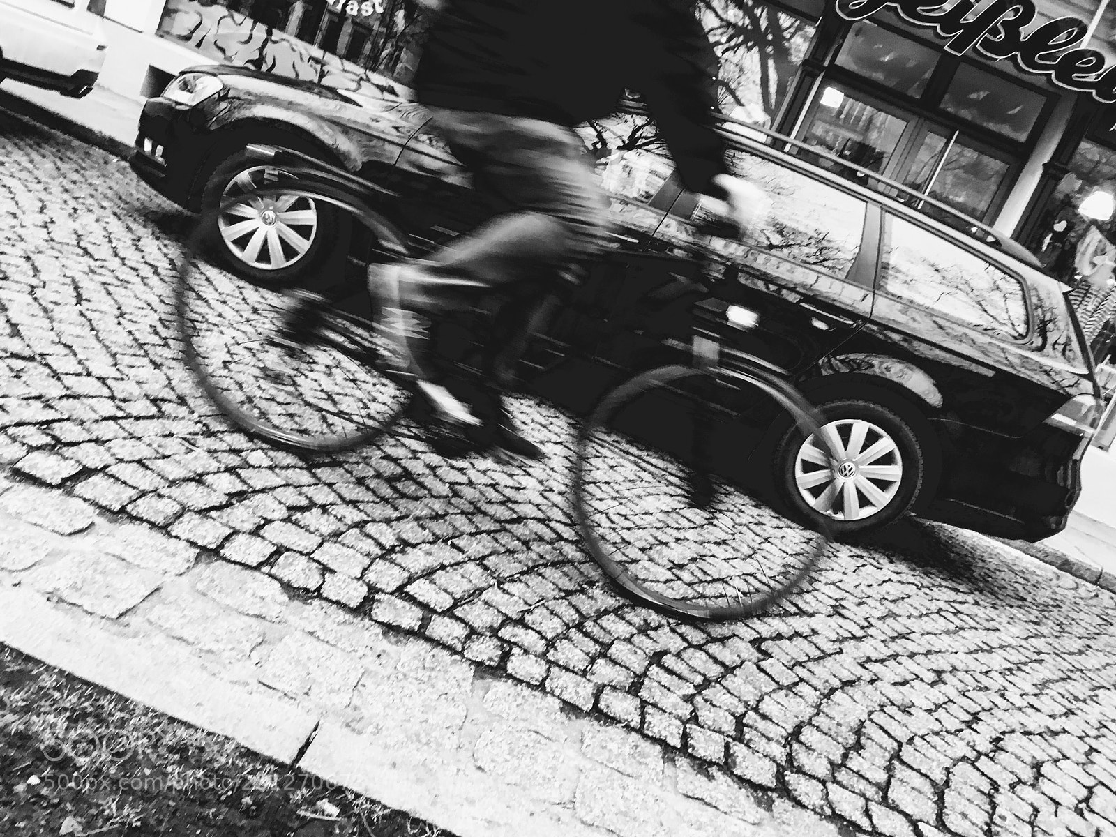 Apple iPhone SE sample photo. Streetride. photography
