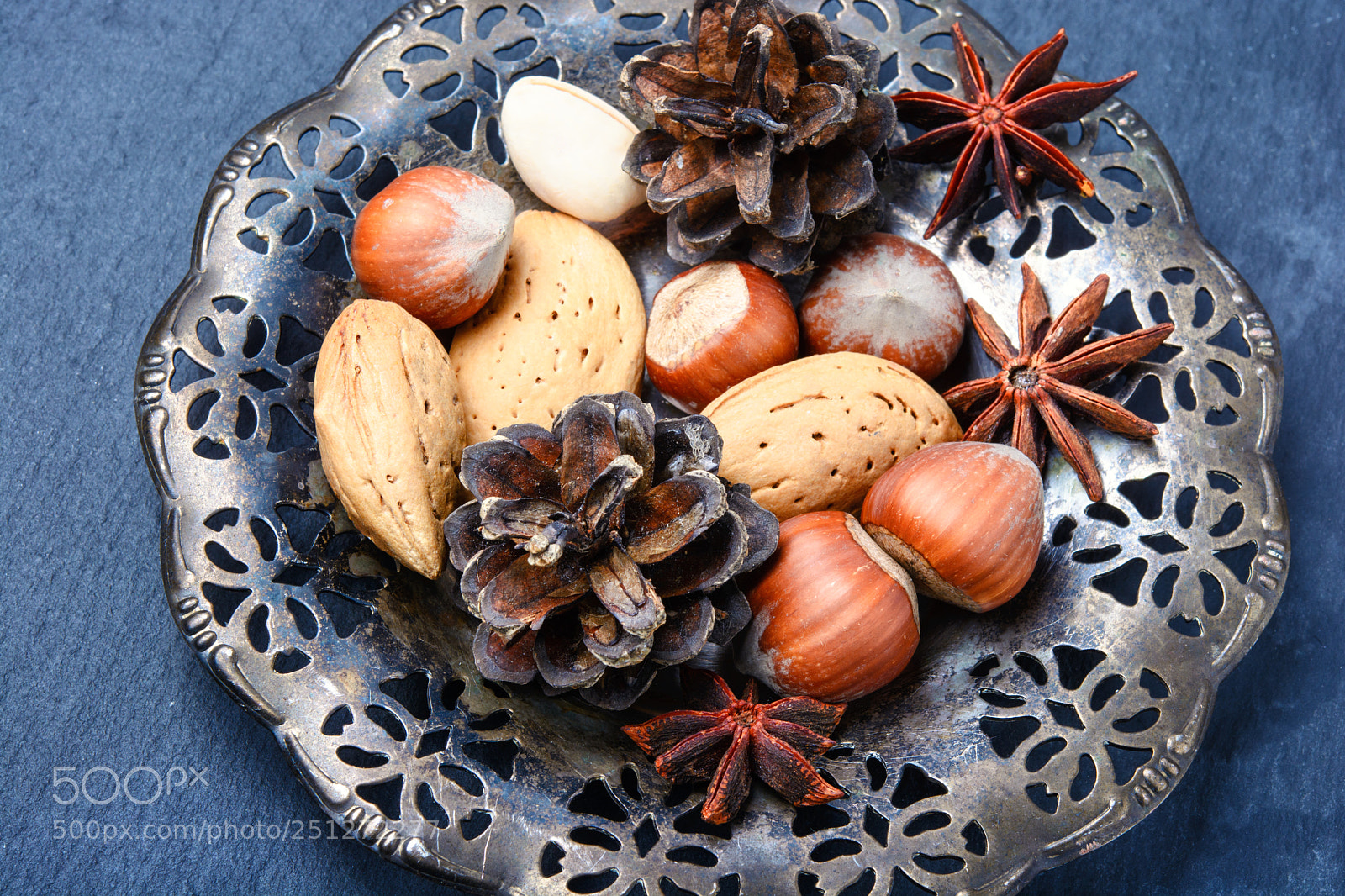 Nikon D7100 sample photo. Christmas plate with nuts photography