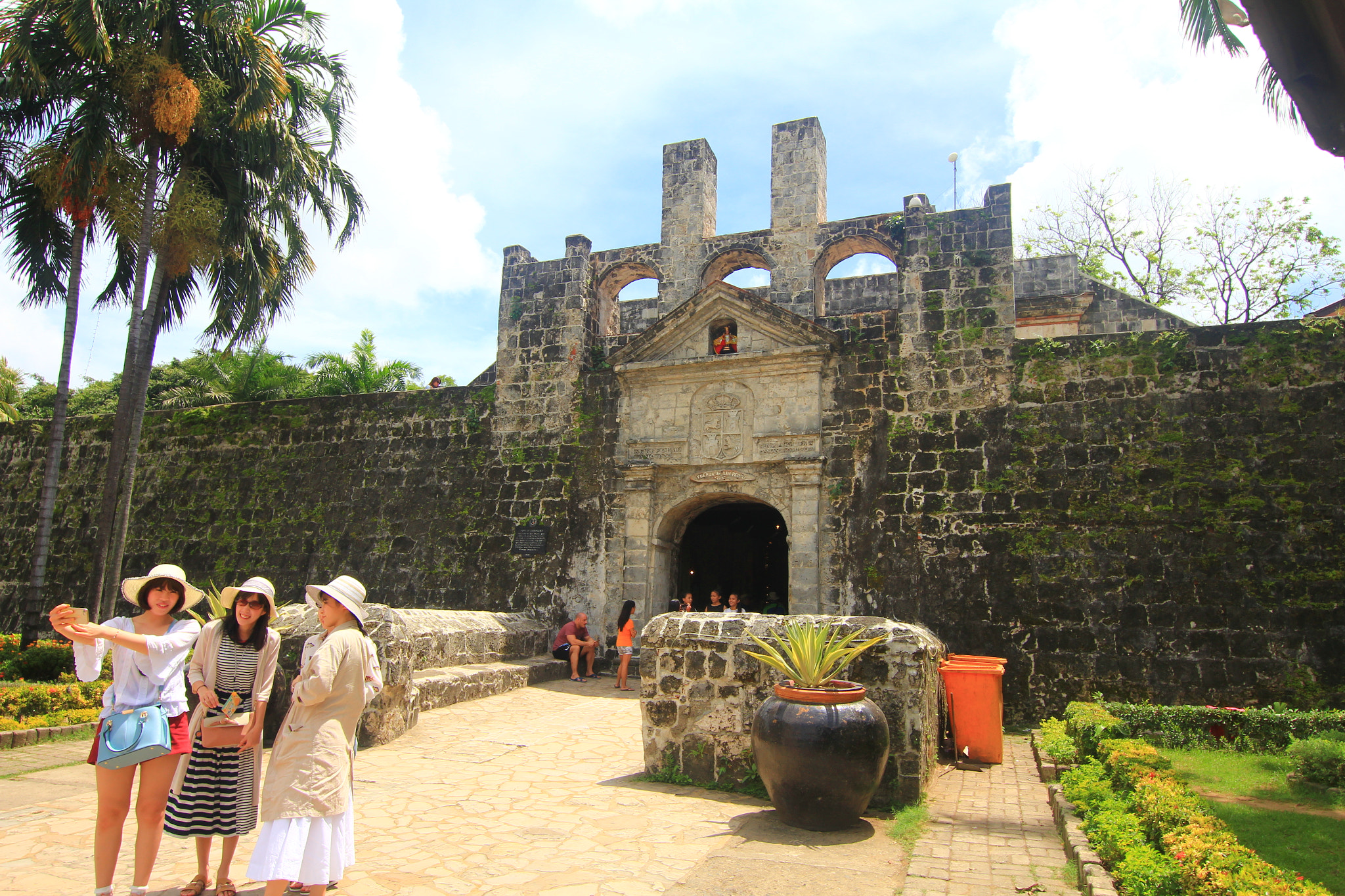 Sigma 10-20mm F3.5 EX DC HSM sample photo. Philippines photography