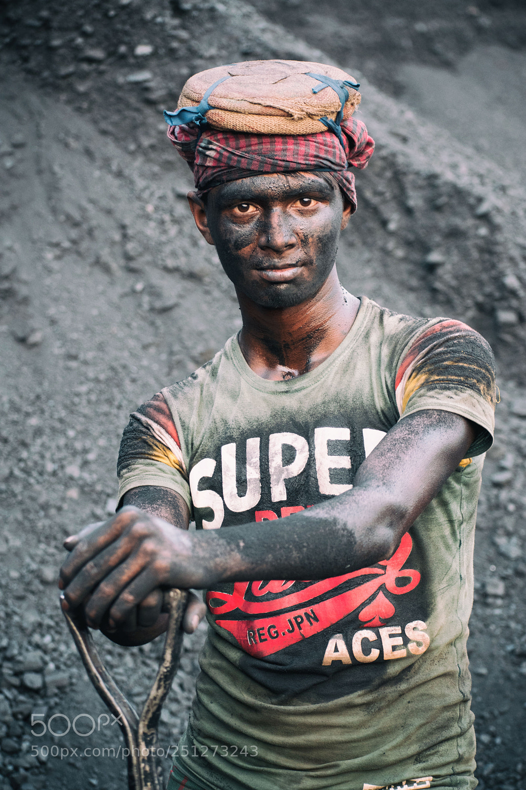 Nikon D5500 sample photo. Coal worker photography
