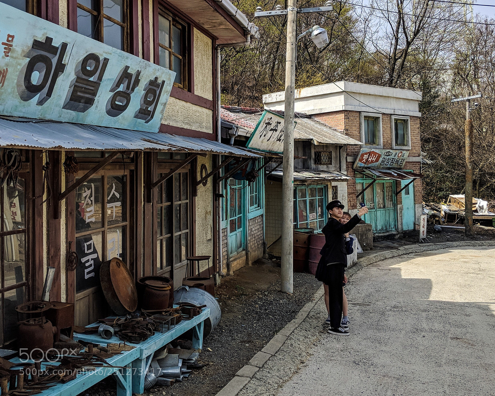 Google Pixel 2 sample photo. Movie or real life? photography
