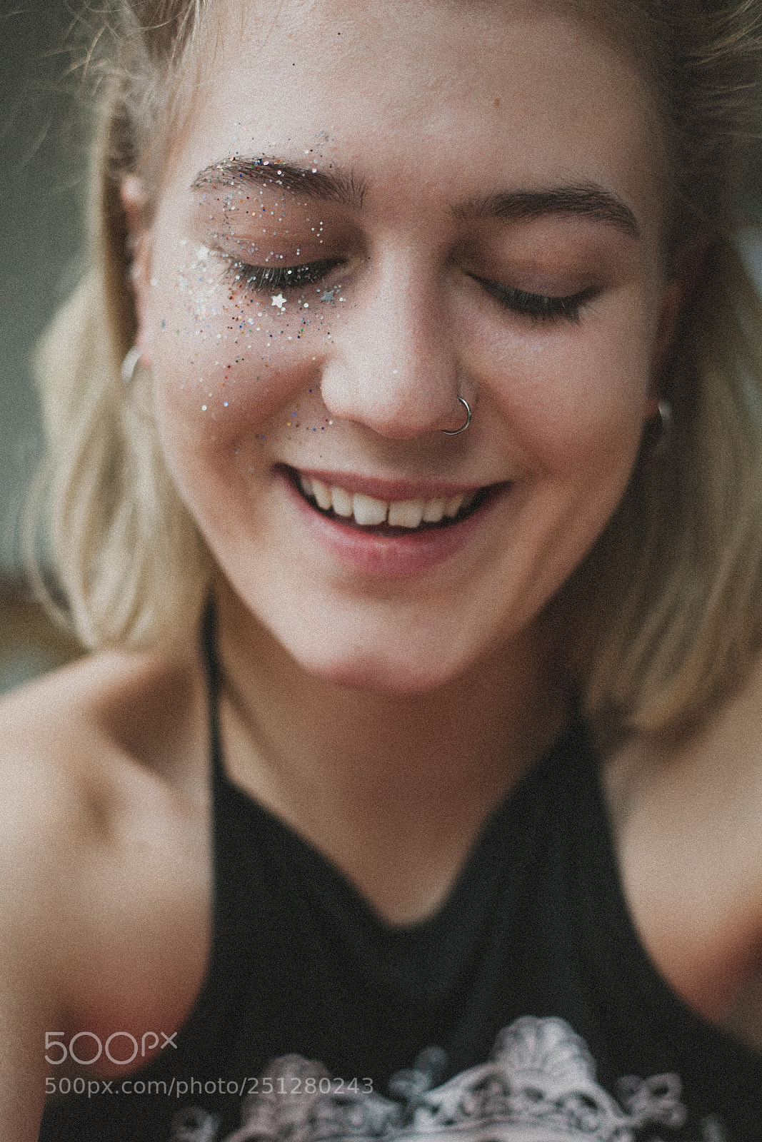 Canon EOS 5D Mark II sample photo. Portrait photography