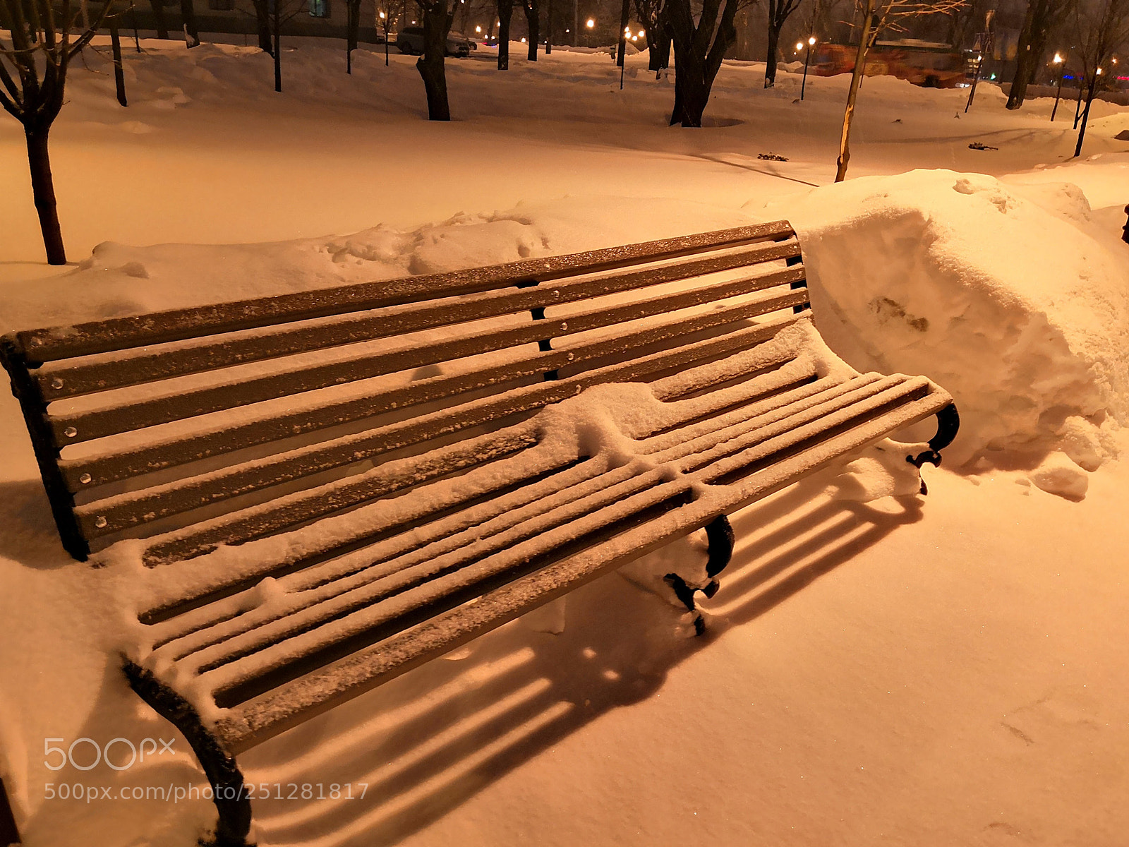 HUAWEI Mate 10 Pro sample photo. Snow in the park photography