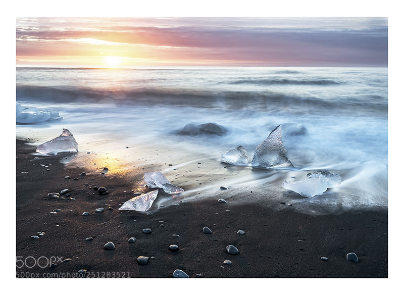 Nikon D800 sample photo. Sunrise at jokulsarlon beach photography