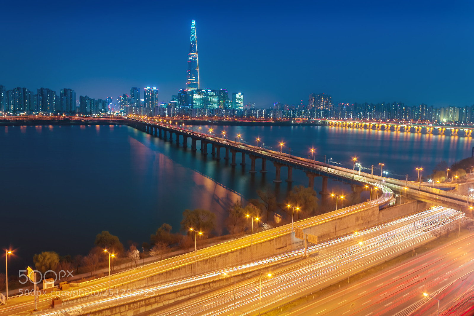 Canon EOS 70D sample photo. Lotte tower- seoul photography