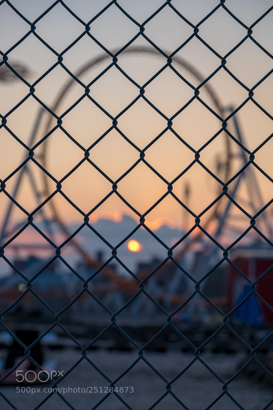 Fujifilm X-E2 sample photo. Closed for the season photography