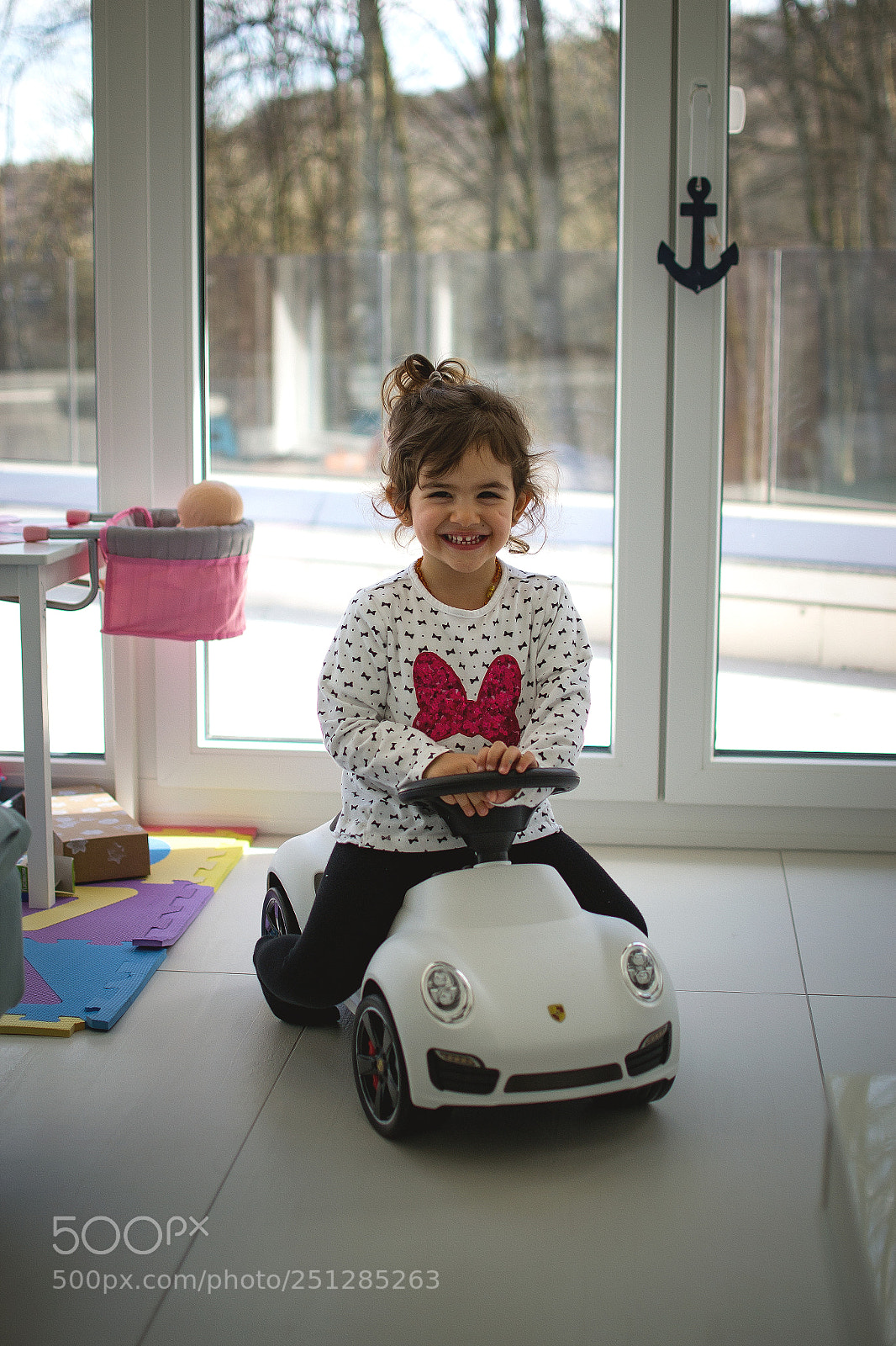 Nikon D3100 sample photo. Some smiles. . . photography