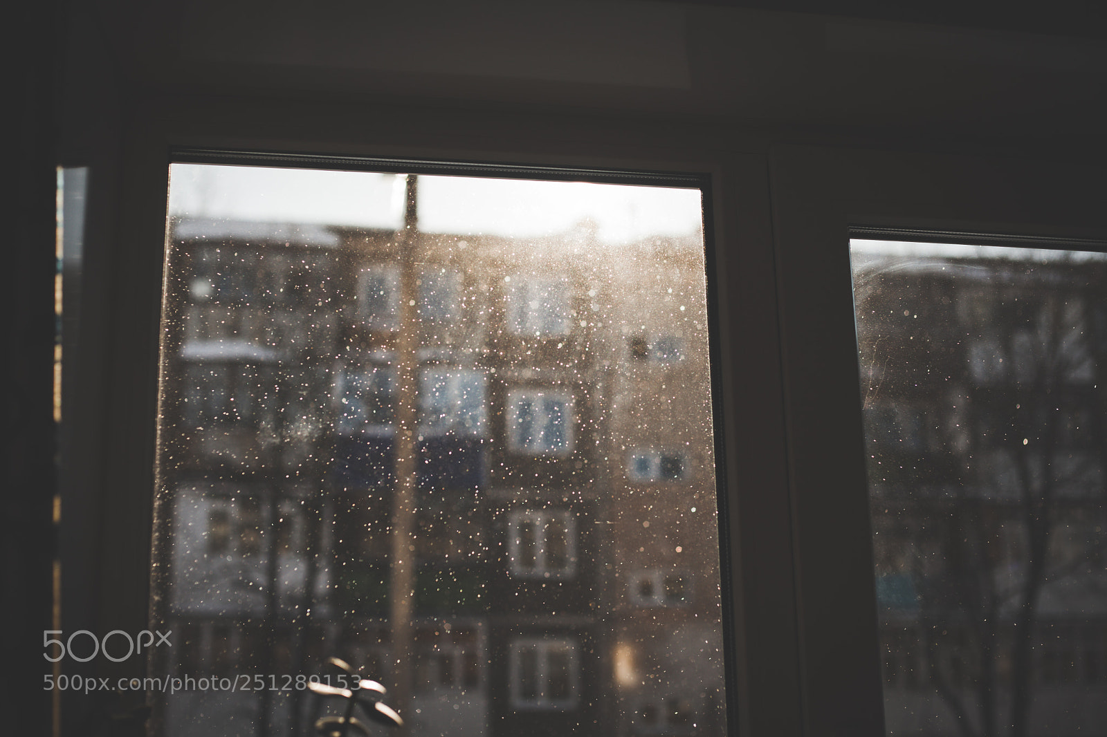 Canon EOS 5D Mark II sample photo. Snow outside the window photography