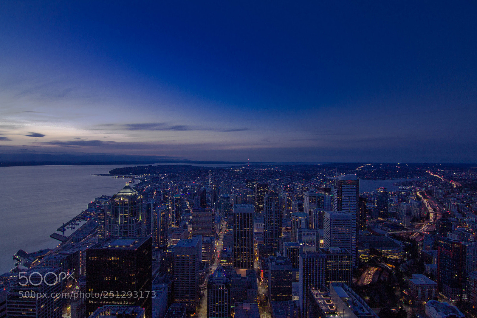 Canon EOS 600D (Rebel EOS T3i / EOS Kiss X5) sample photo. Seattle at dusk photography