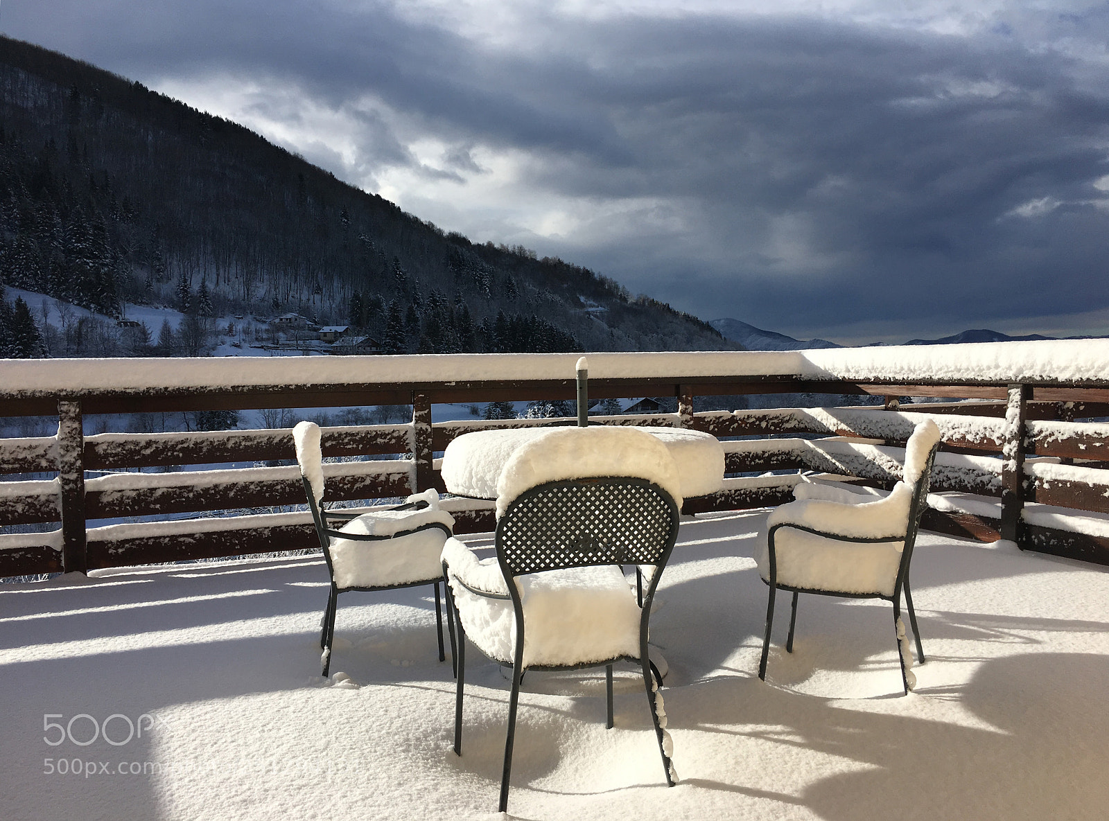 Apple iPhone 6s sample photo. Snow-party? photography