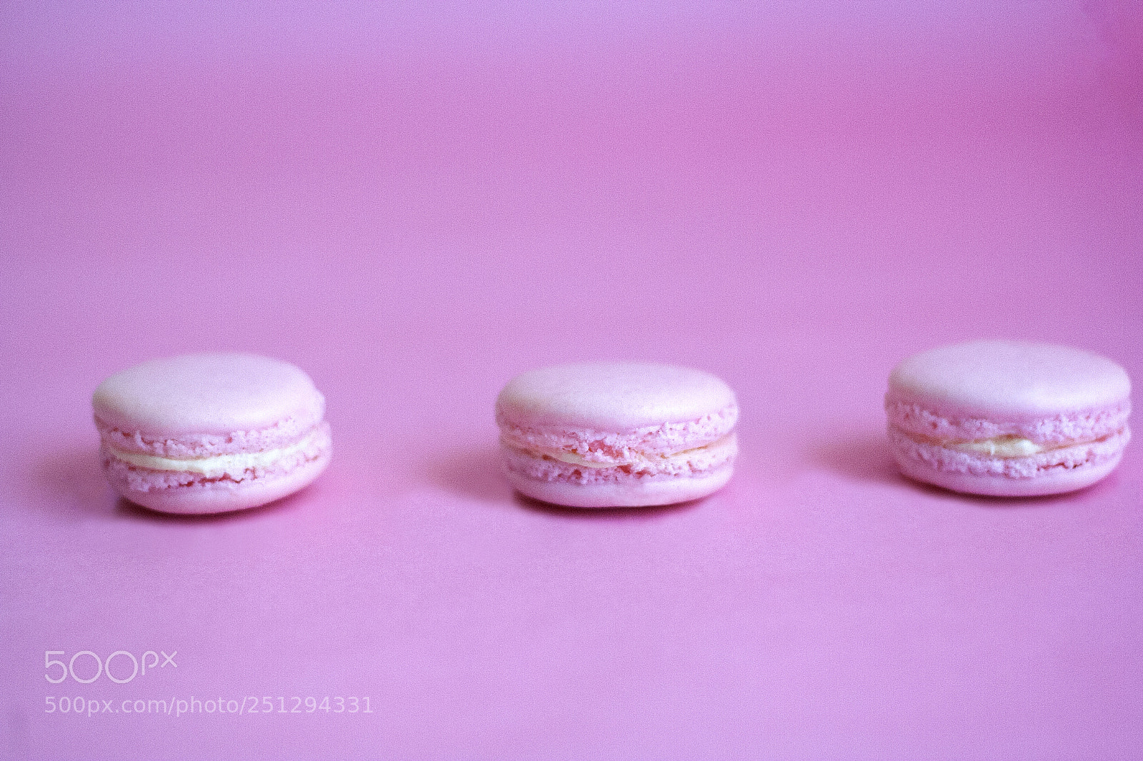 Canon EOS 350D (EOS Digital Rebel XT / EOS Kiss Digital N) sample photo. Pink macarons photography