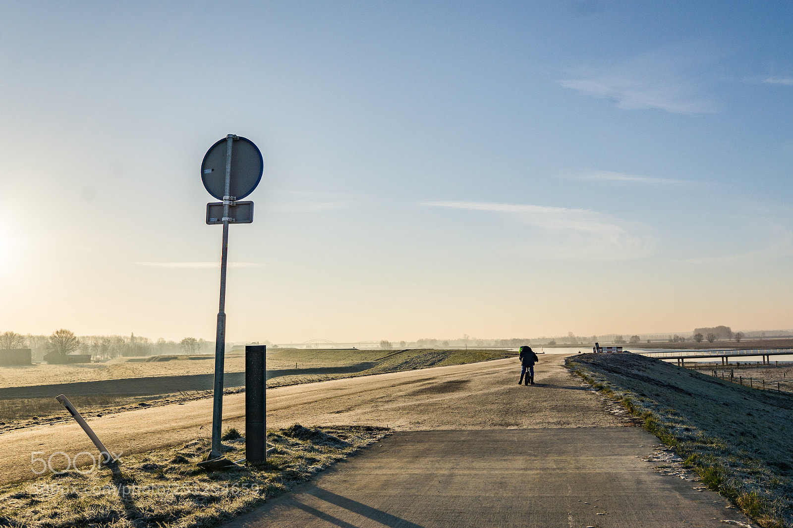 Sony a6000 sample photo. Morning on the dike photography