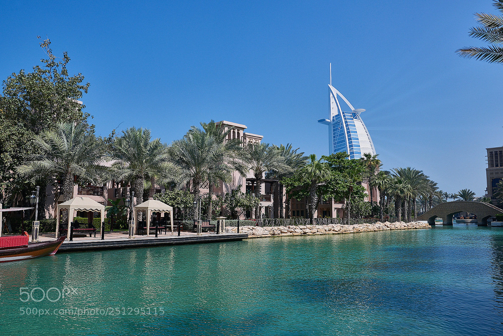 Nikon D810 sample photo. Madinat jumeirah. Дубайская Венеция photography
