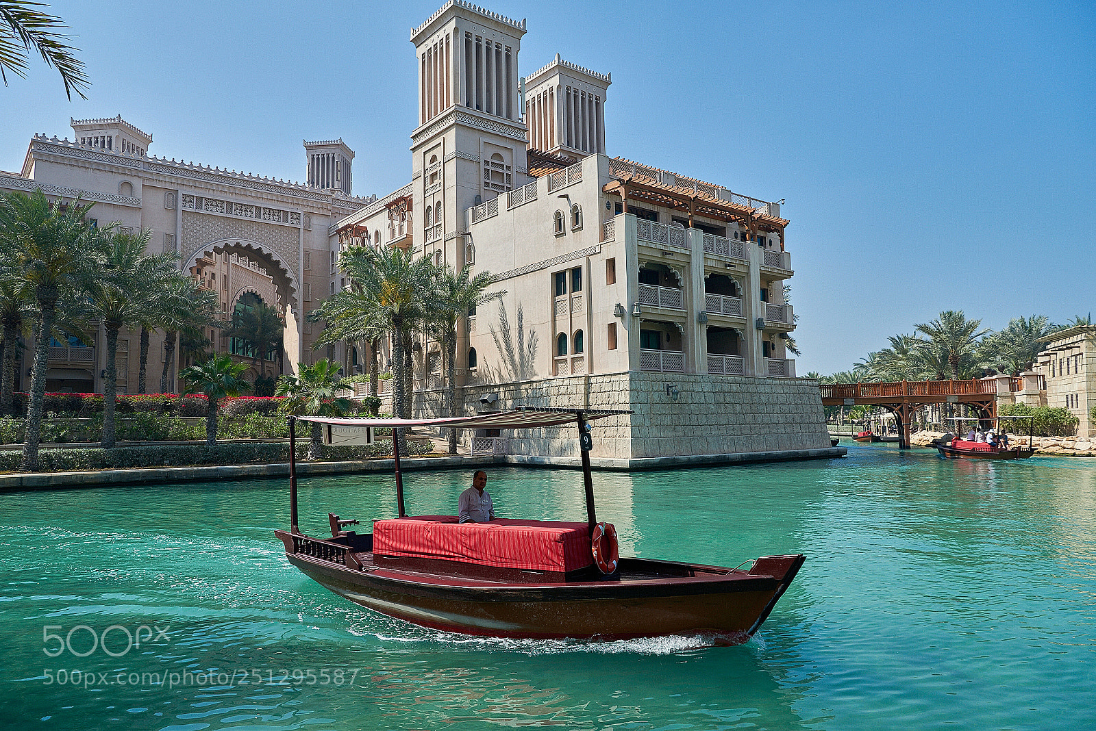 Nikon D810 sample photo. Madinat jumeirah. Дубайская Венеция photography