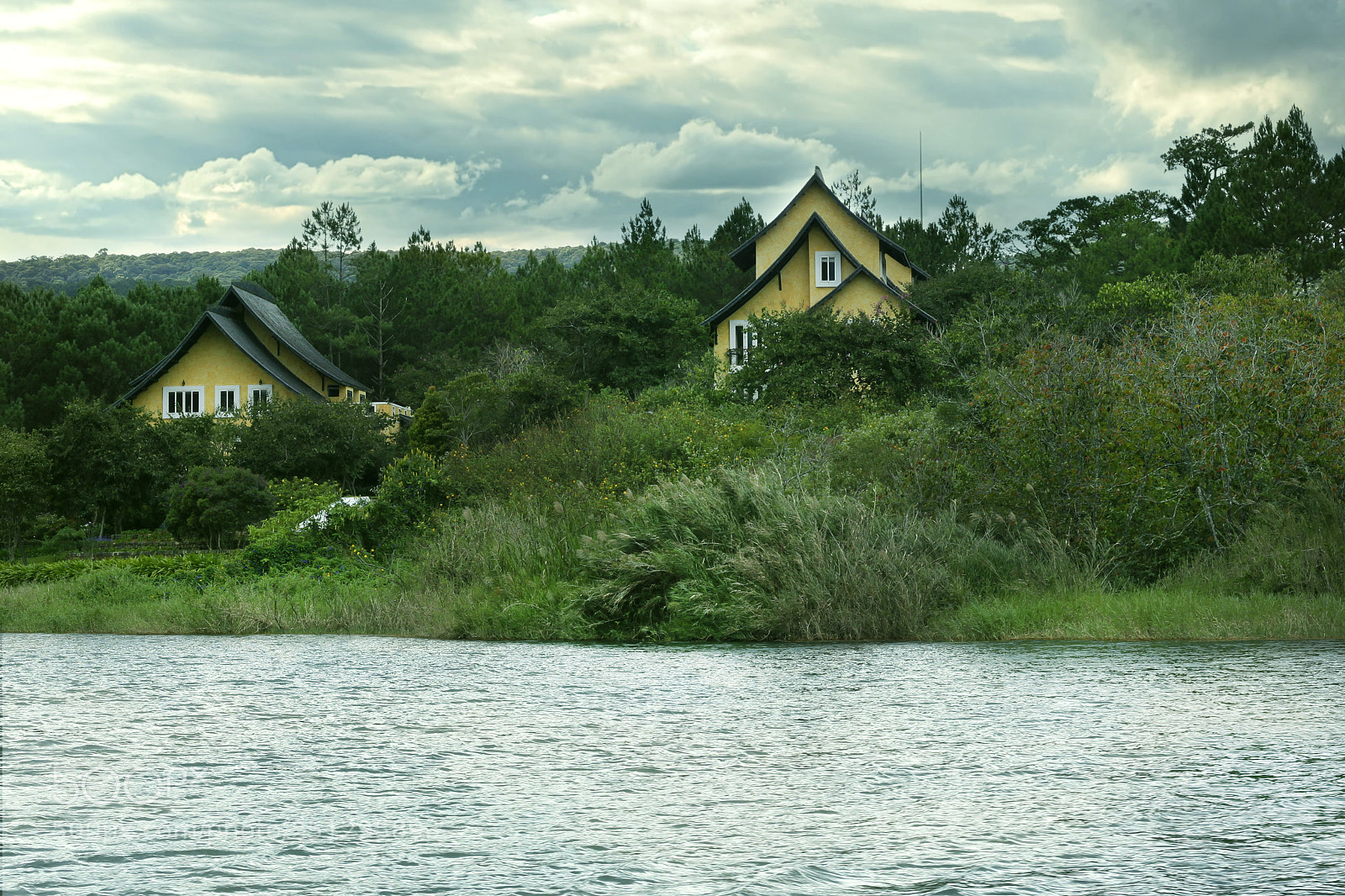 Canon EOS 5D Mark II sample photo. Tuyen lam lake photography