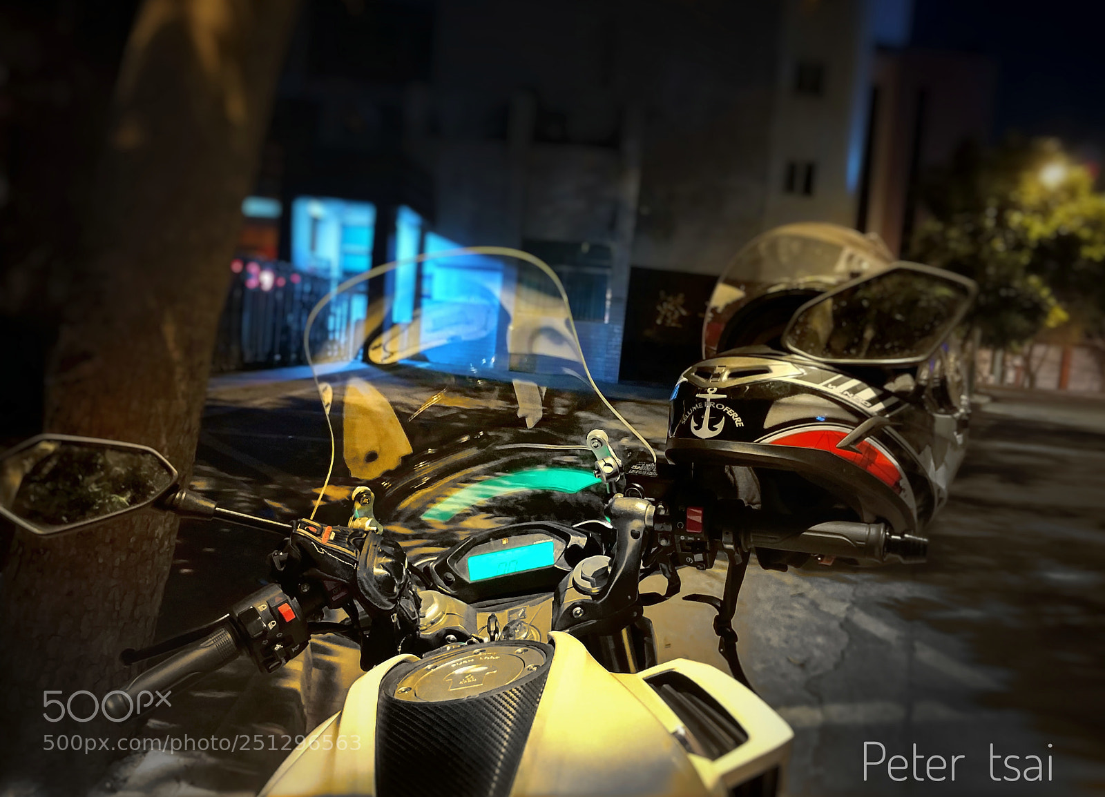 Xiaomi Mi Note 3 sample photo. Moto rcycle photography
