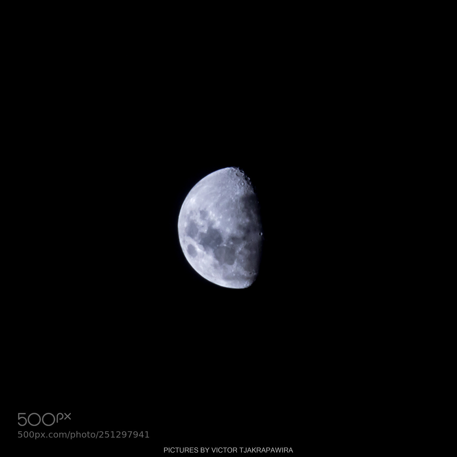 Canon EOS 80D sample photo. Half moon photography