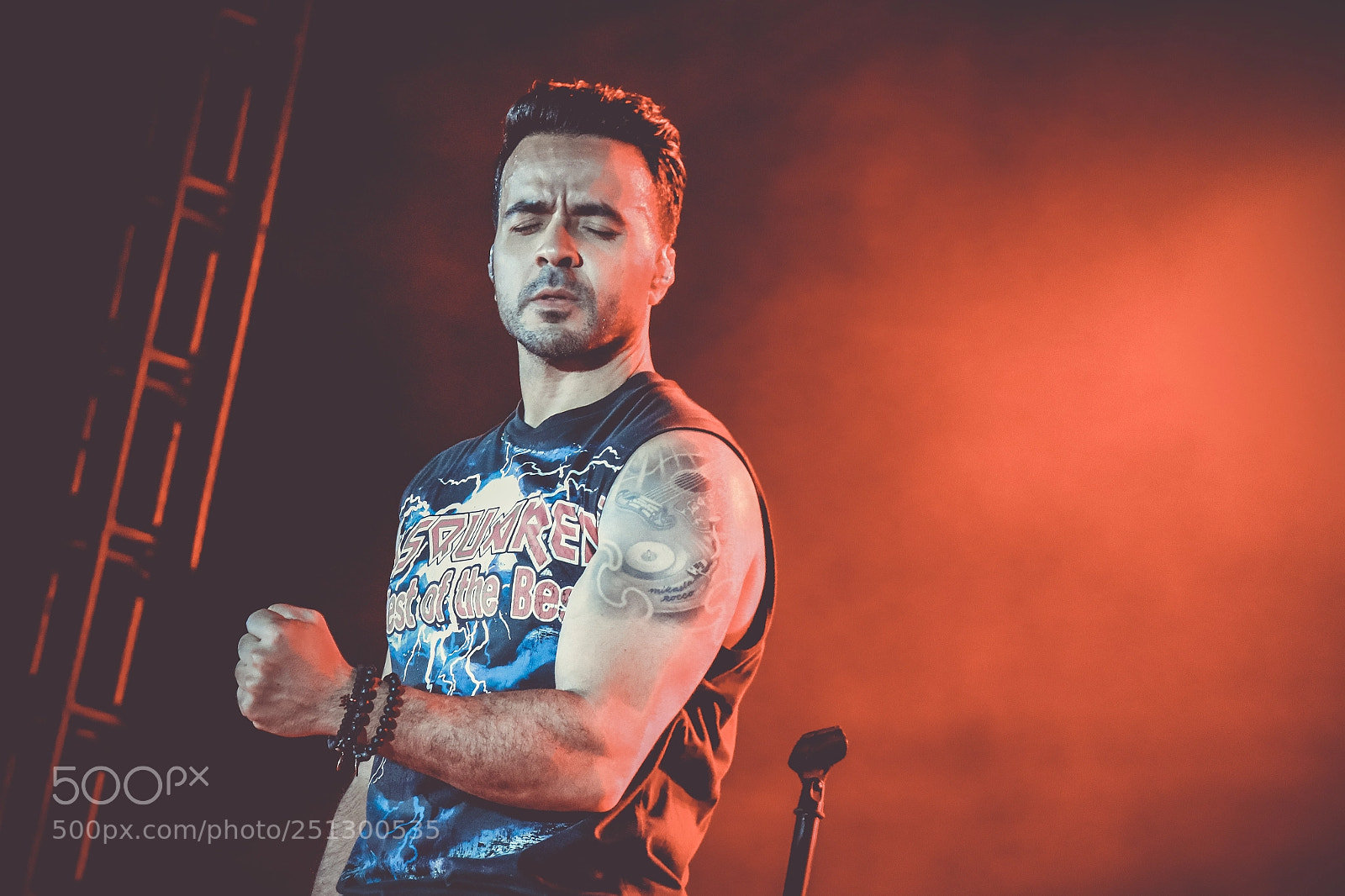 Canon EOS 80D sample photo. Luis fonsi love dance photography