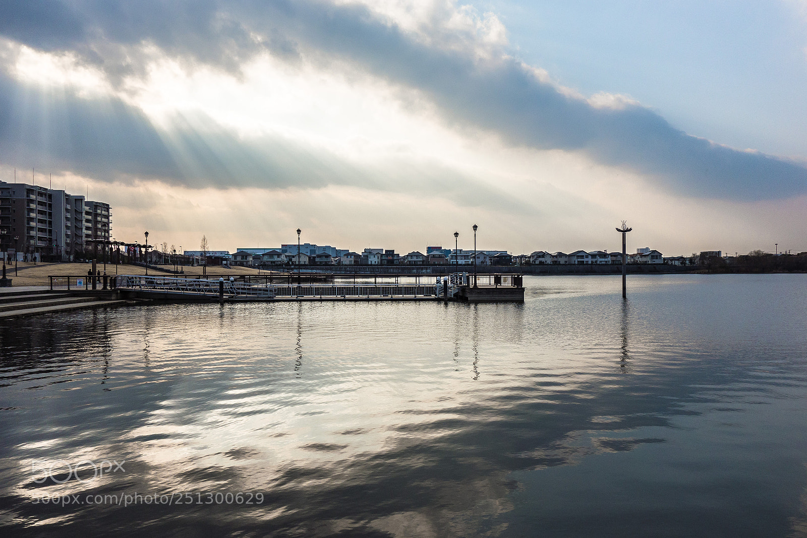 Sony Cyber-shot DSC-RX100 sample photo. Lake and shaft of photography