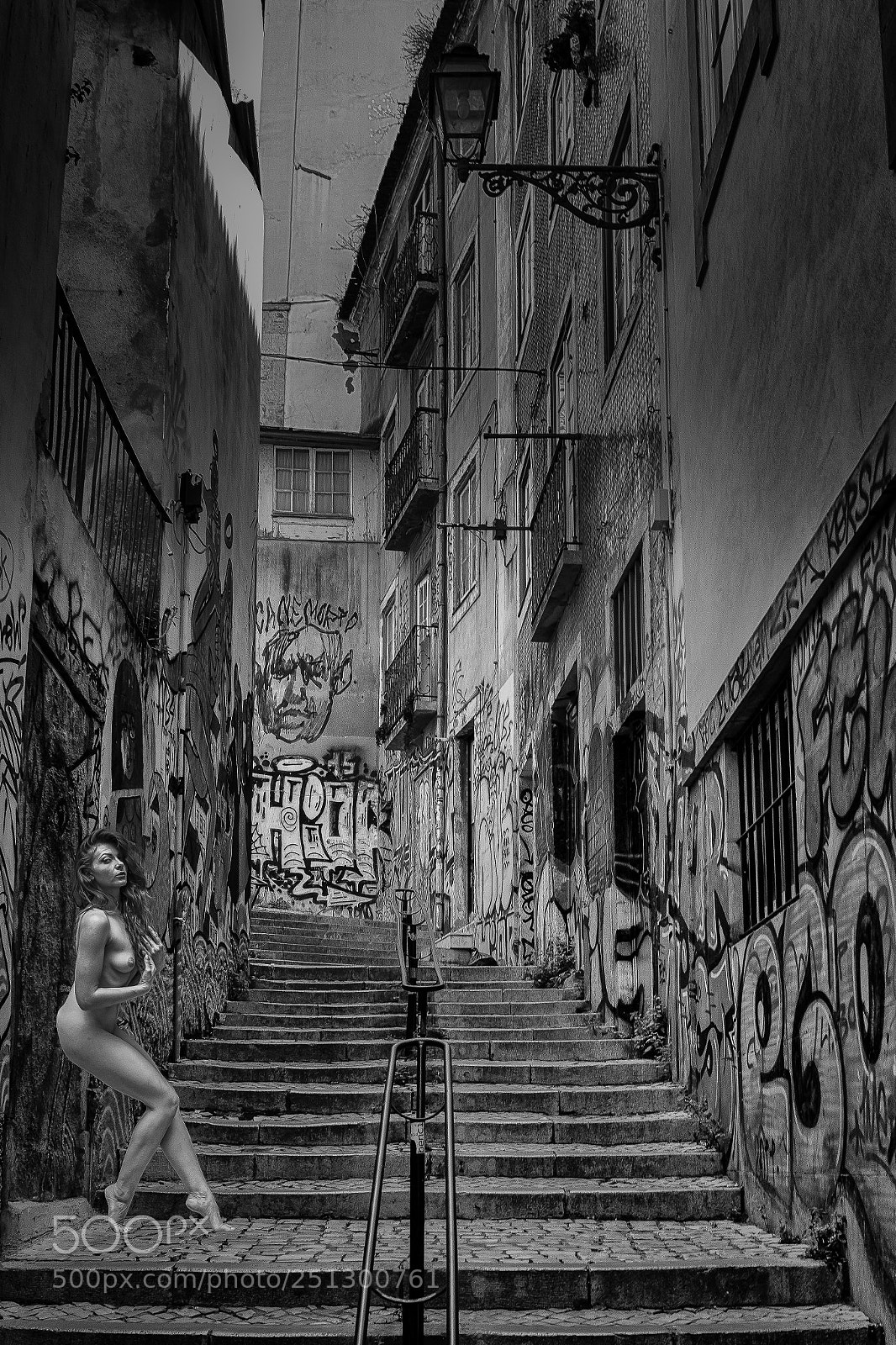 Canon EOS 70D sample photo. Lisbon street photography