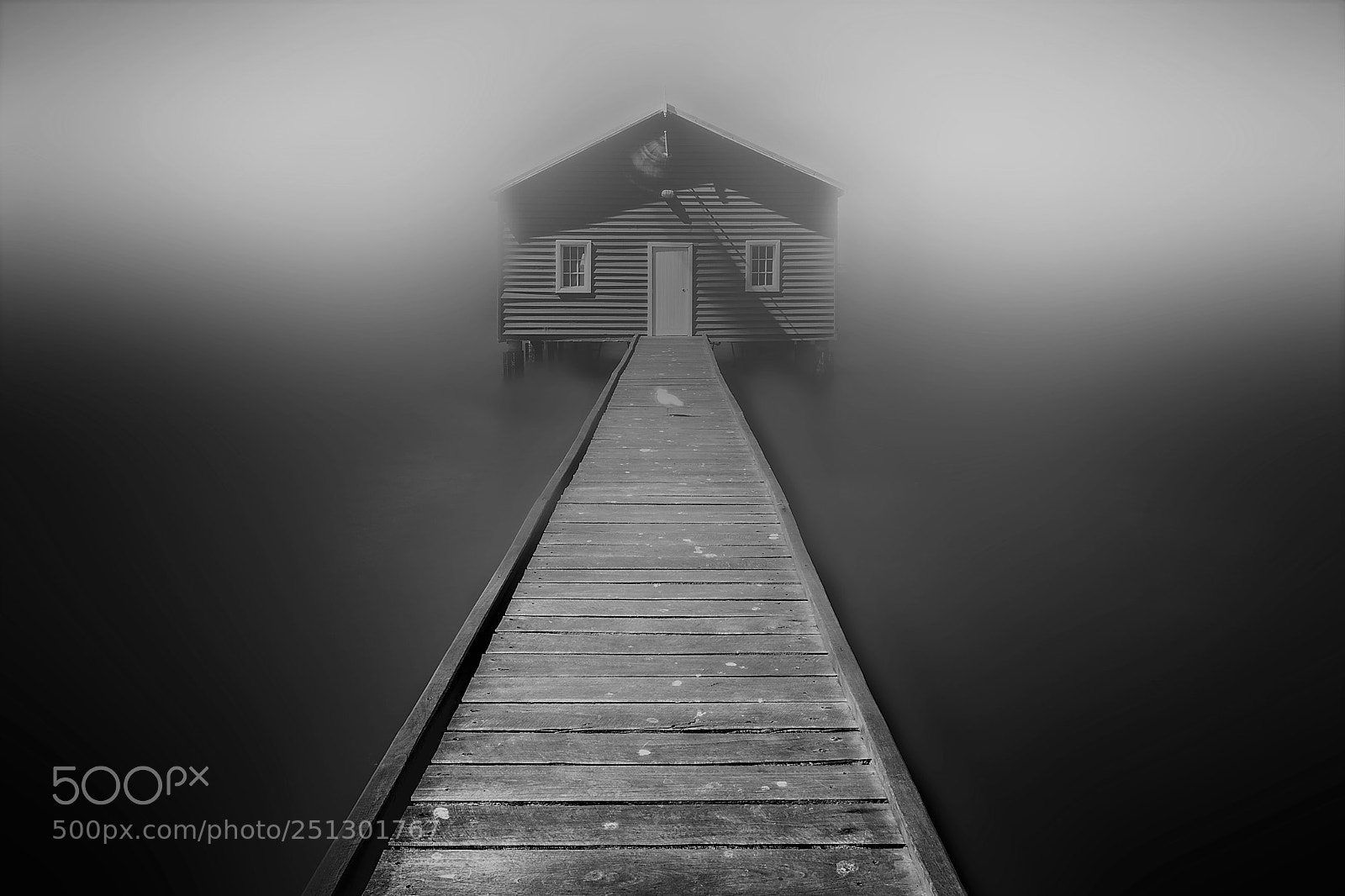 Canon EOS 5DS sample photo. Foggy house photography