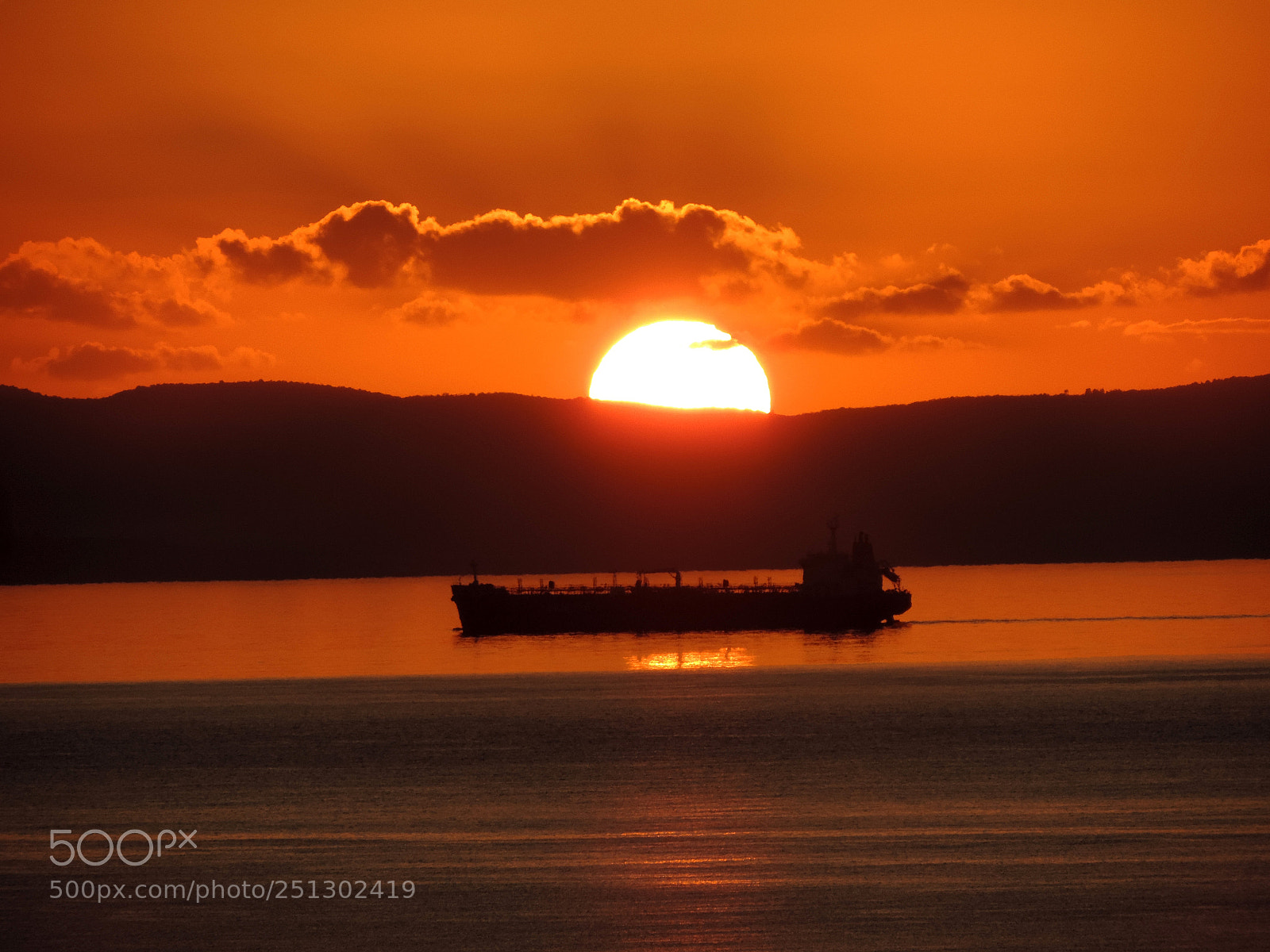 Nikon Coolpix P520 sample photo. Sunset in messinian bay photography