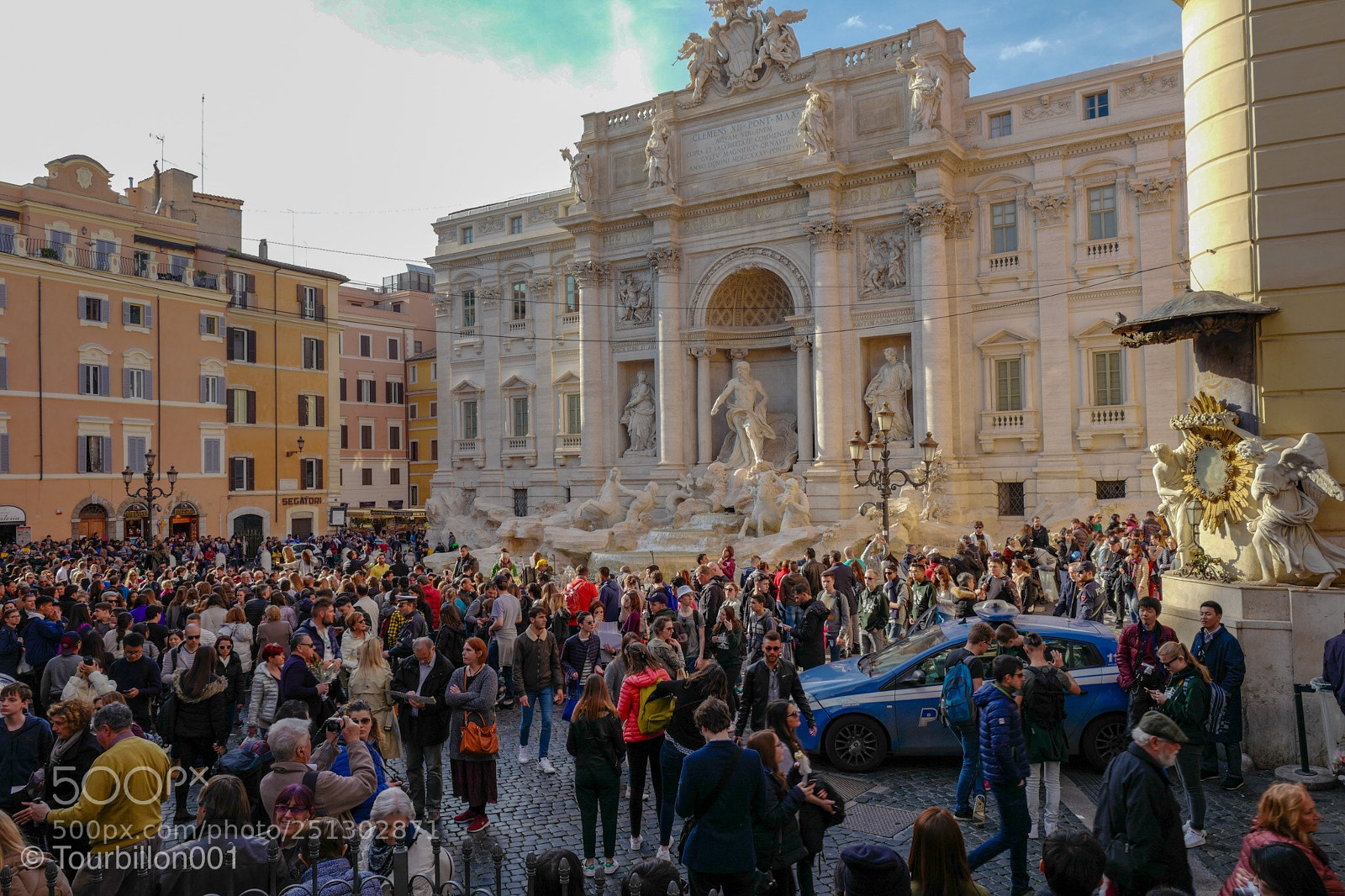 Leica Q (Typ 116) sample photo. The crowds of rome photography